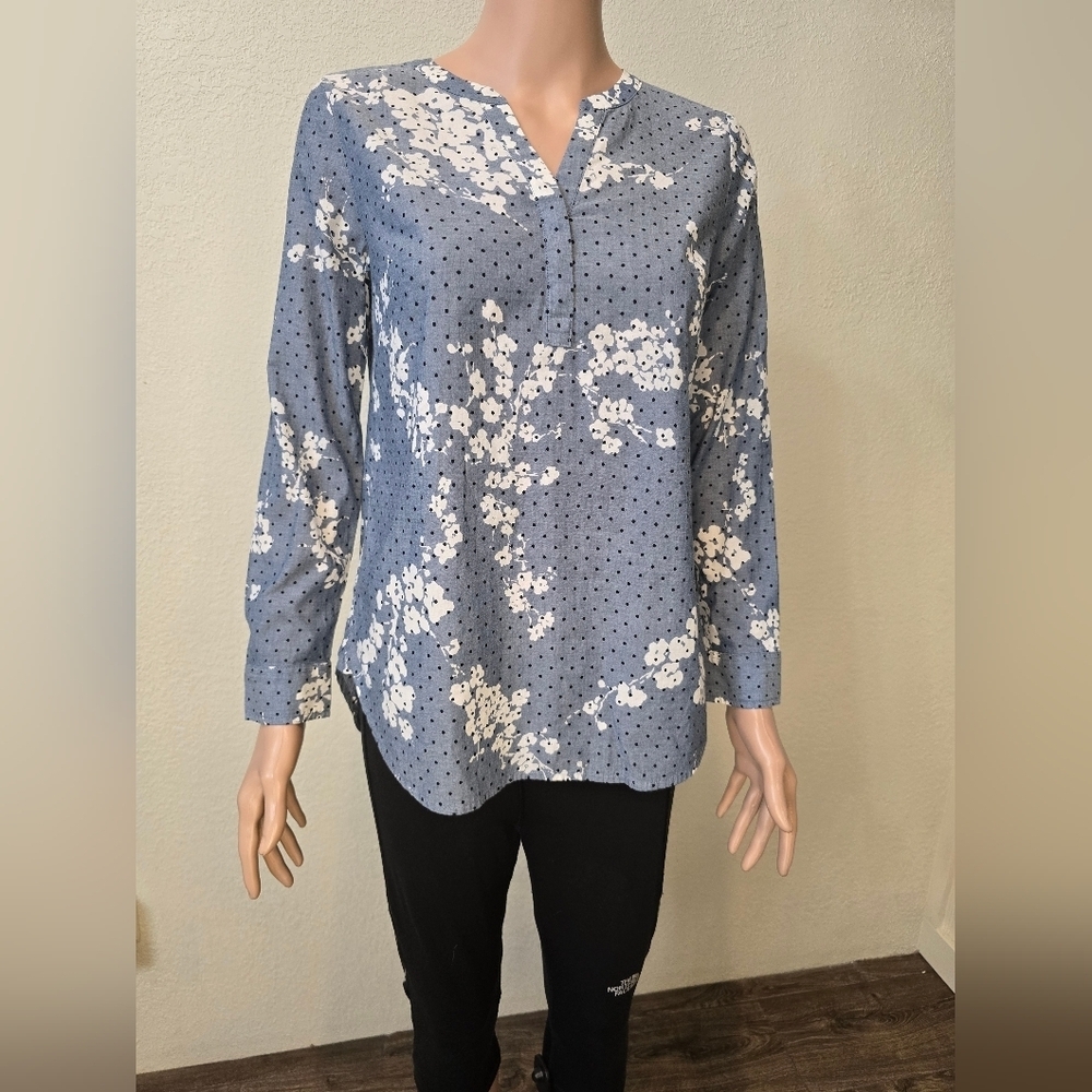 Talbots Petites Women's Top Floral Blue  Long Sleeve Blouse Size P